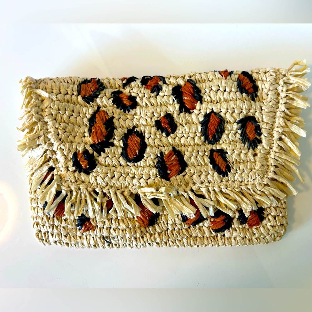 Nordstrom - Leopard Wicker Clutch with Tassel Accent – Magnetic Closure